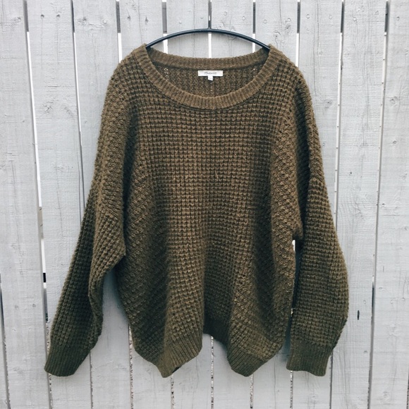 Madewell Sweaters - 🍵 Madewell Olive Green Sweater 🍵